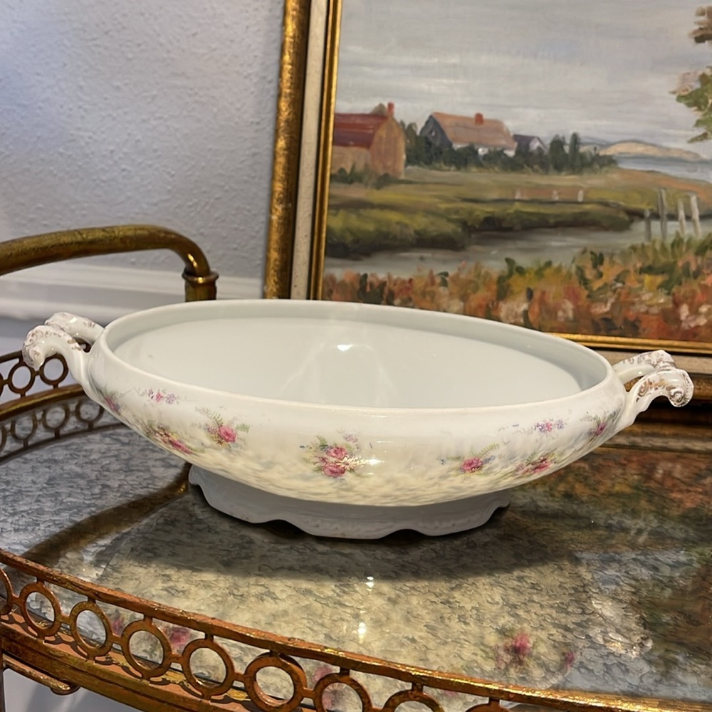 El Bogen Made in Austria Floral Footed Dish with Handles - Picture 2 of 10
